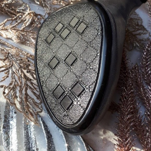 9 Wide Naturalizer Slingback Leather Round Heel - Picture 4 of 8